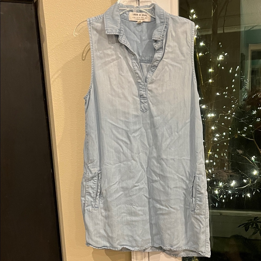 Anthropologie Cloth and Stone  Light Blue Sleeveless Tunic